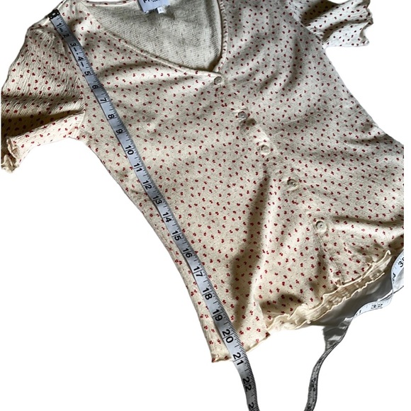 FRNCH Ornella Floral Ruffle Frill Trim Cream V Neck T Shirt S - Picture 14 of 15